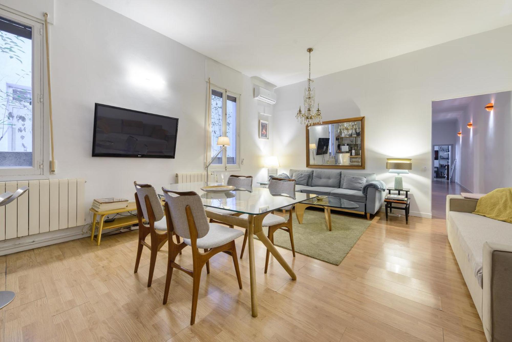 Gran Via-Sol Spacious Apartment 3 Bedrooms & 2 Wcs 마드리드 외부 사진